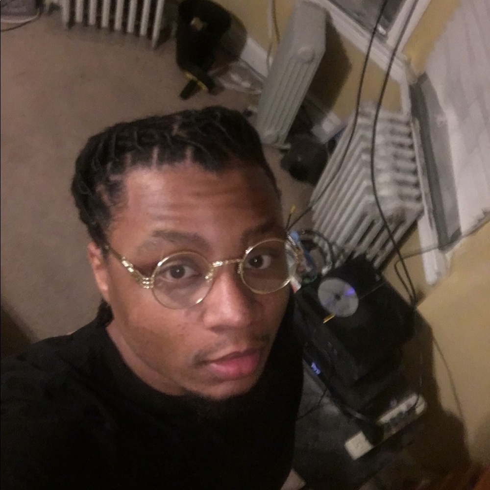 Meet your Posher, Shareef